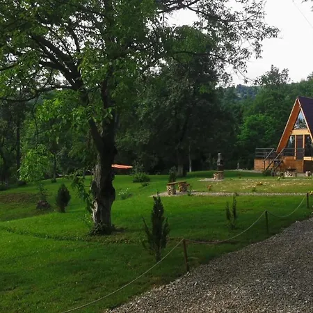 Villa Casutele Din Poienita à Comarnic Extérieur photo